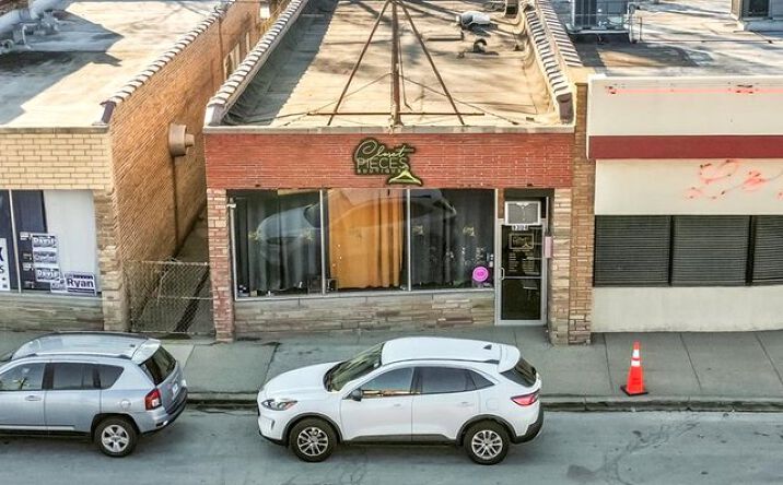 Pictures of Mixed Use, Multifamily, Office, Retail property located at 8304 S Kedzie Ave, Chicago, IL 60652 for sales - image #1