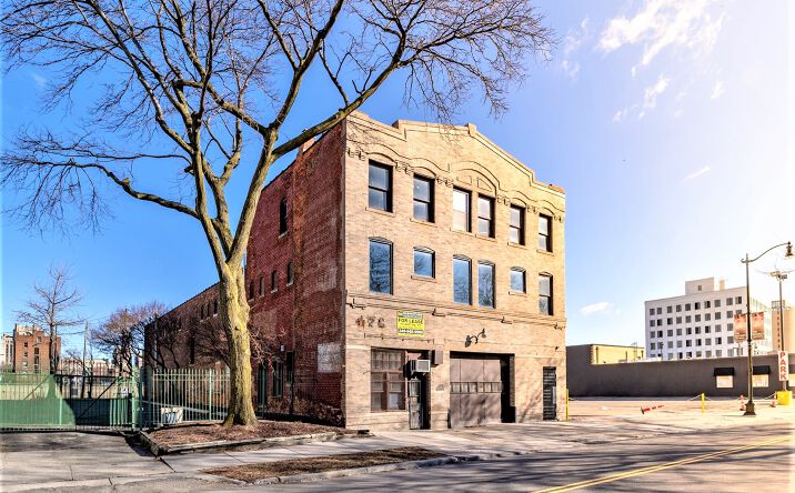 Pictures of Office, Retail property located at 478 W Columbia St, Detroit, MI 48201 for sales - image #1