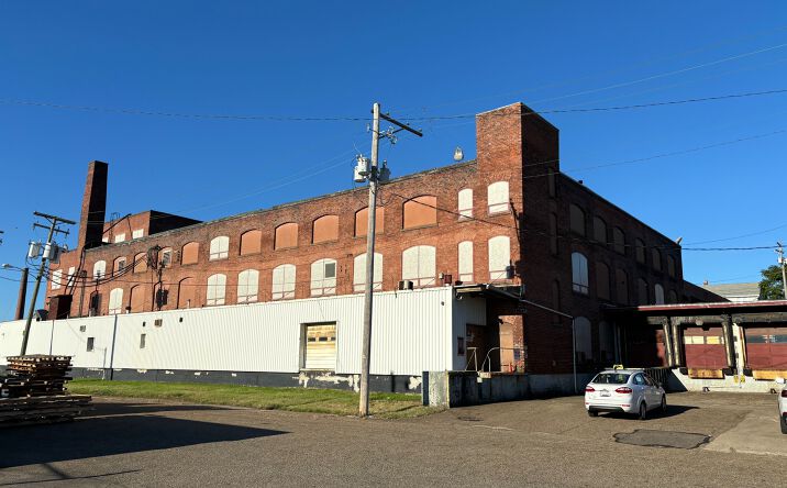 Pictures of Industrial property located at 732 Piedmont Ave SE, Canton, OH 44702 for sales - image #1