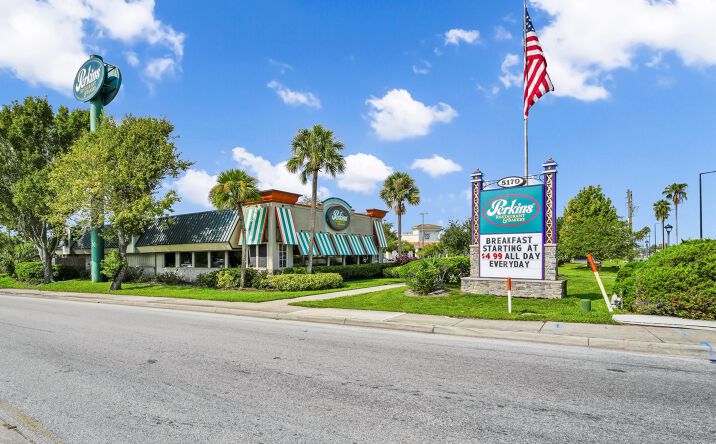 Pictures of Retail property located at 5170 W Irlo Bronson Memorial Hwy, Kissimmee, FL 34746 for sales - image #1