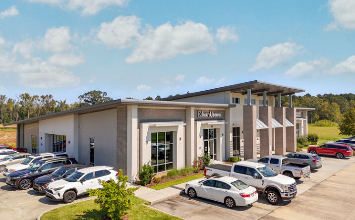Pictures of Office property located at 9373 Barringer Foreman Rd, Baton Rouge, LA 70817 for sales - image #1