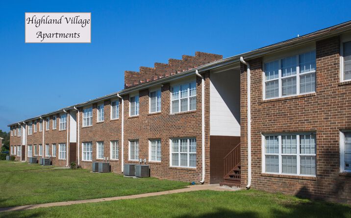 Pictures of Multifamily property located at 1024 Day Street Rd, Montgomery, AL 36108 for sales - image #1