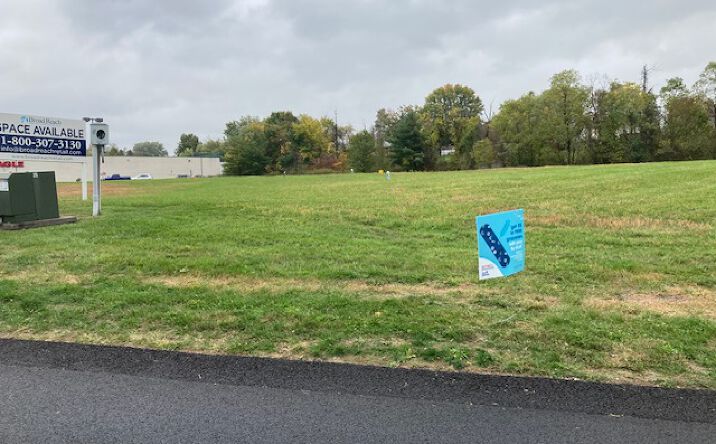 Pictures of Land property located at 1900 Penny Ln Dr, Jeannette, PA 15644 for sales - image #1