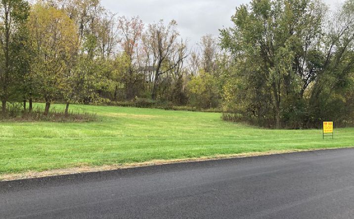 Pictures of Land property located at 1800 Penny Ln Dr, Jeannette, PA 15644 for sales - image #1