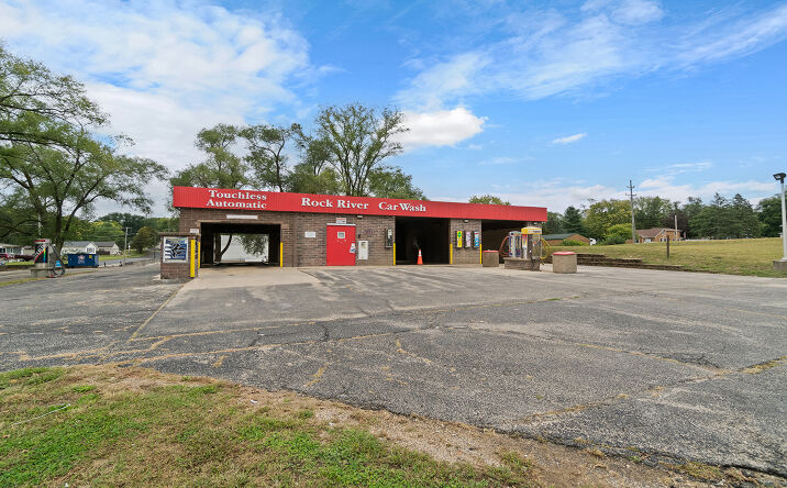 Pictures of Business for Sale, Retail property located at 500 E Washington Street, Oregon, IL 61061 for sales - image #1