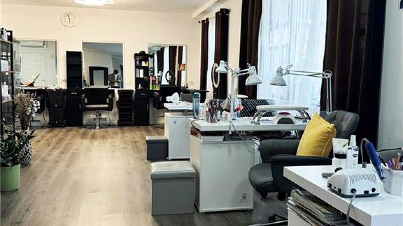 3063 Brighton 8th Street 4th Fl, Brooklyn, NY 11235