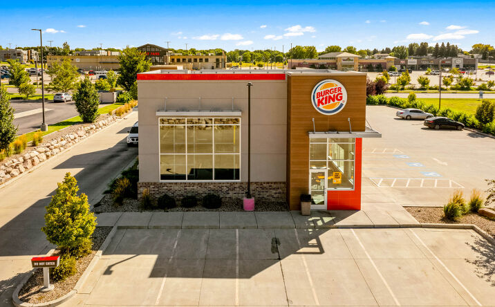 Pictures of Retail property located at 3102 Yorktown Drive, Bismarck, ND 58503 for sales - image #1