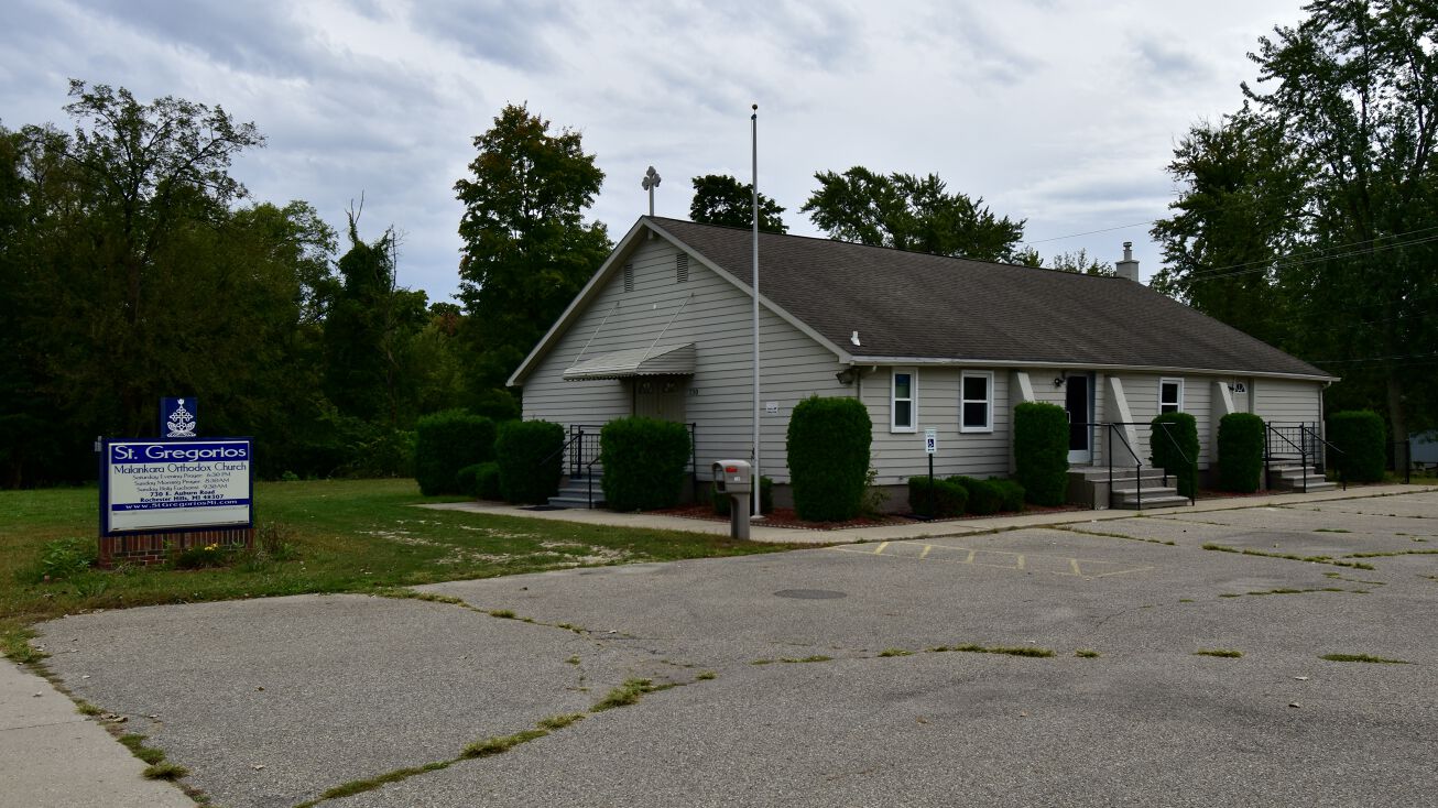 730 E Auburn Rd, Rochester Hills, MI 48307