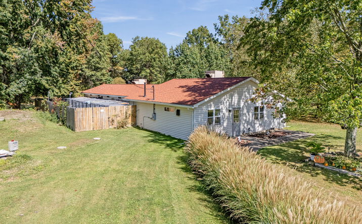 Pictures of Mixed Use property located at 4250 Herr Fieldhouse Rd, Southington, OH 44470 for sales - image #1