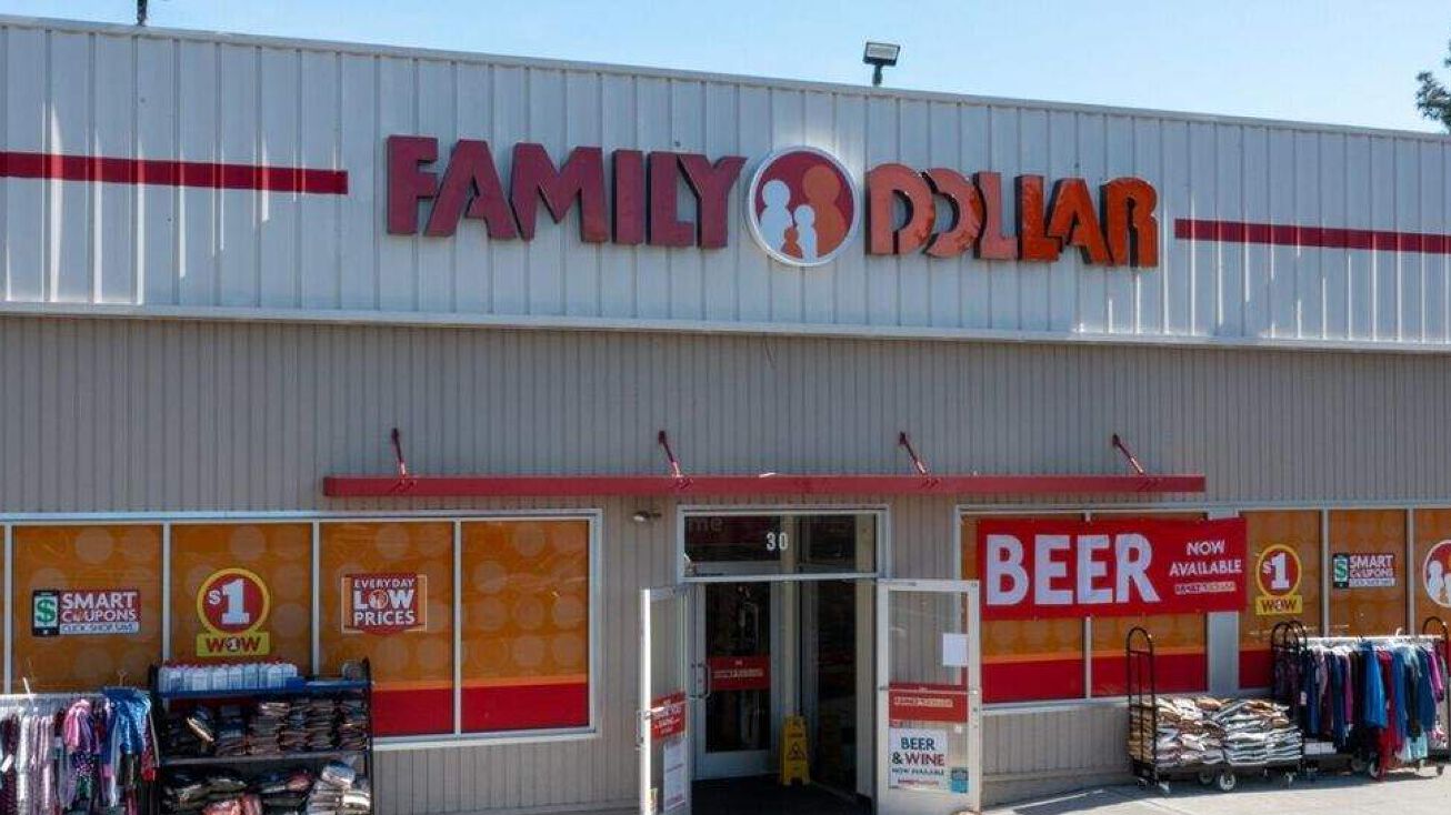 30 The Green, Shirley, NY 11967