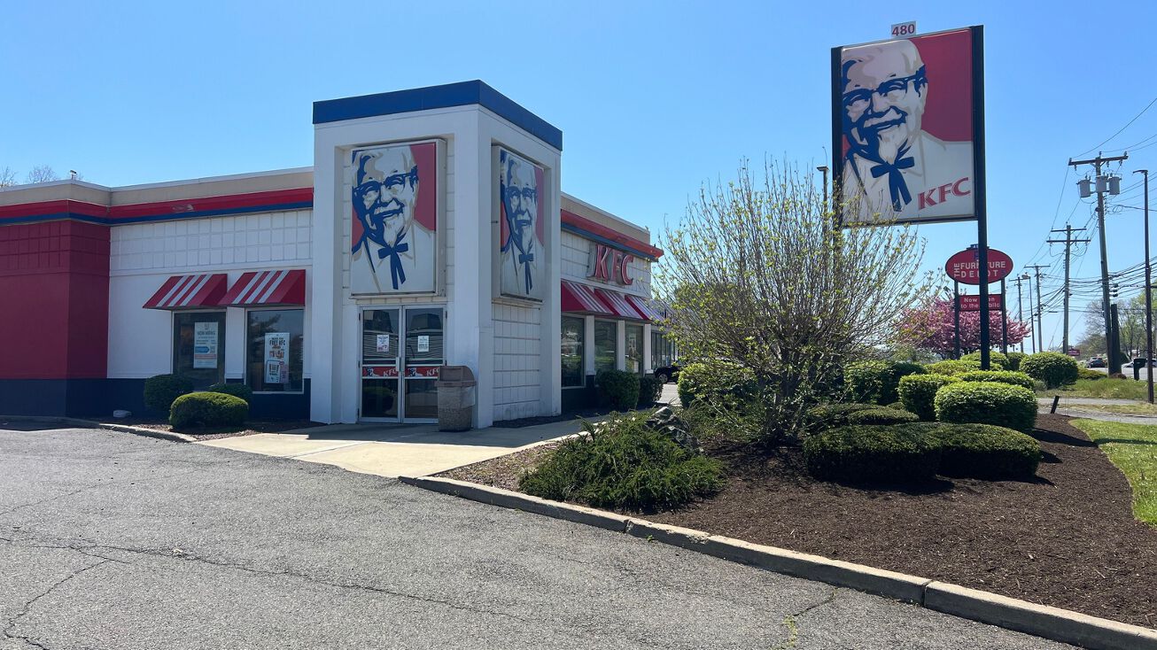 480 Boston Post Rd, Orange, CT 06477