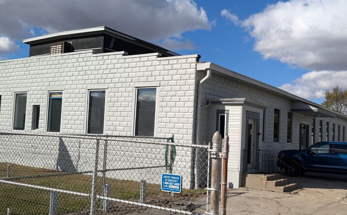 Pictures of Industrial property located at 804 W Morgan St, Kokomo, IN 46901 for sales - image #1