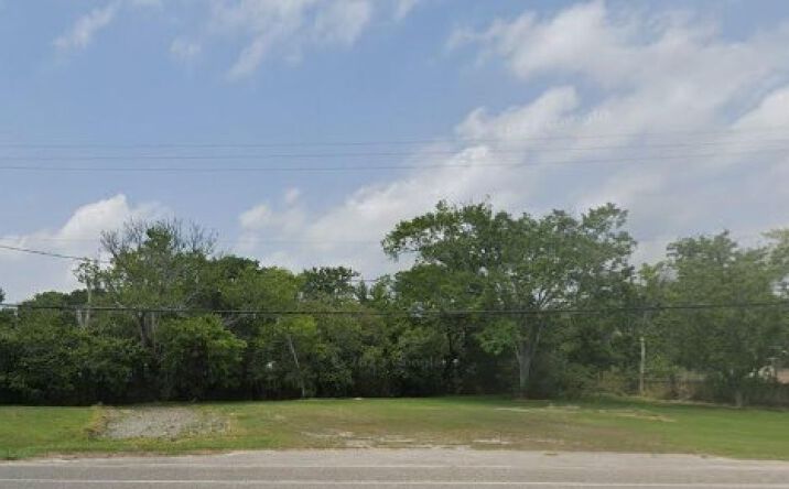 Pictures of Land property located at 9122 Hwy 6, Hitchcock, TX 77563 for sales - image #1