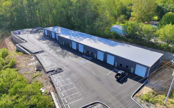 Pictures of Industrial property located at 1820 US-31W, White House, TN 37188 for sales - image #1