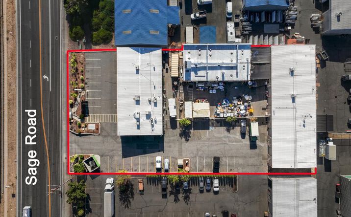Pictures of Industrial property located at 1501 Sage Rd, Medford, OR 97501 for sales - image #1