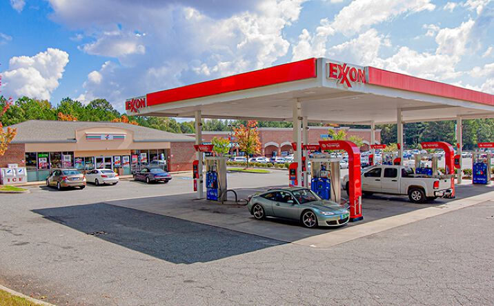 Pictures of Retail property located at 9502 Mt Holly-Huntersville Rd, Charlotte, NC 28216 for sales - image #1