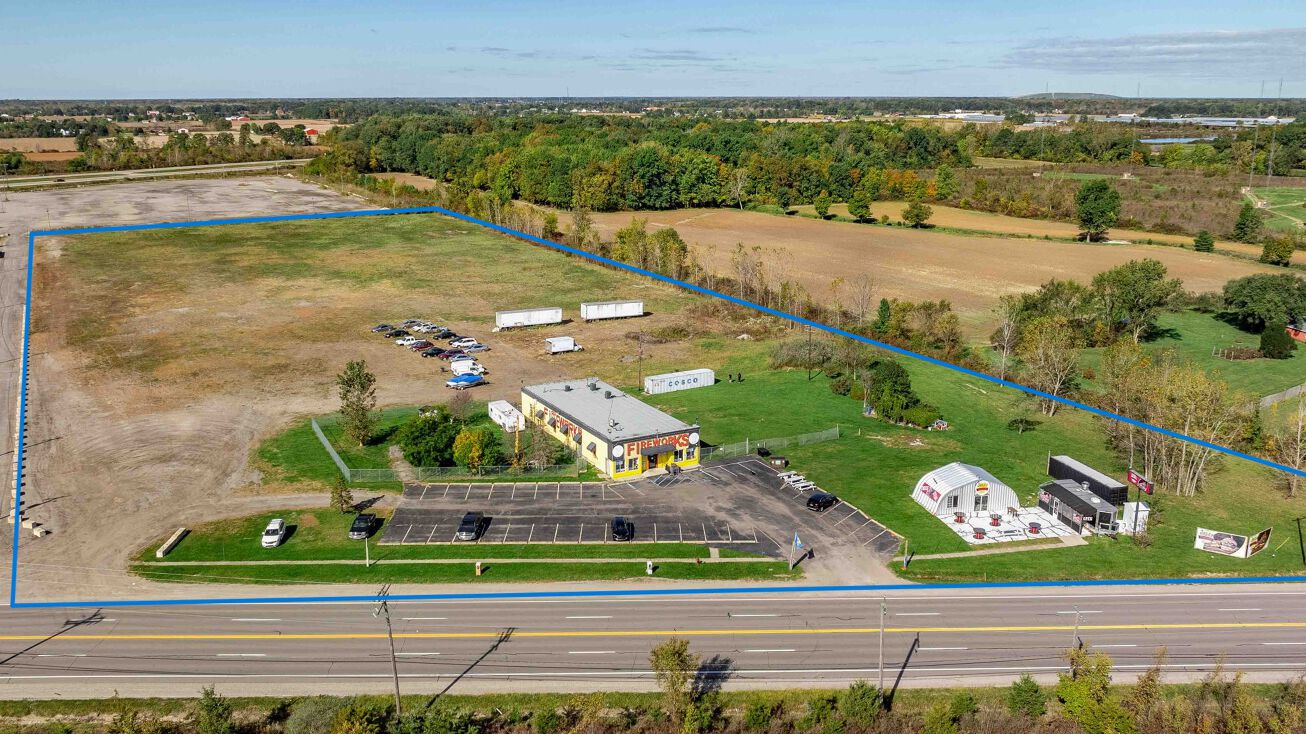 10125 Telegraph Rd, Carleton, MI 48117