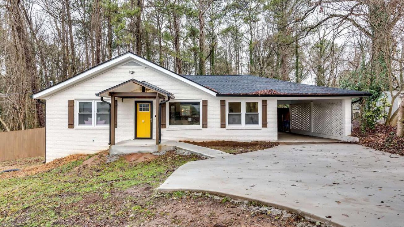 2807 Burton Rd NW, Atlanta, GA 30311