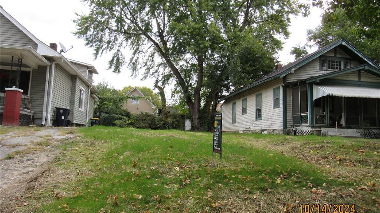 2319 Myrtle Avenue, Kansas City, MO 64127