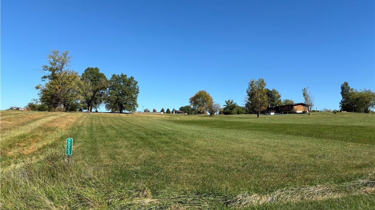 Lot 2023 Admiral Drive, Gallatin, MO 64640