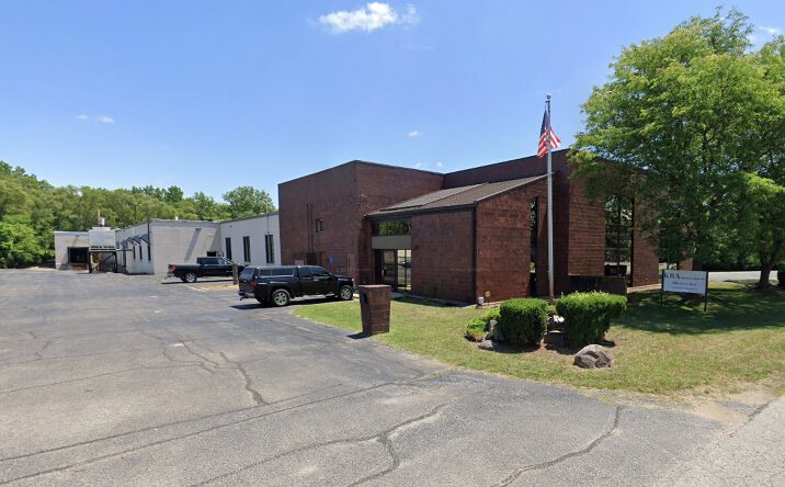 Pictures of Industrial property located at 1810 Clover Rd, Mishawaka, IN 46545 for sales - image #1