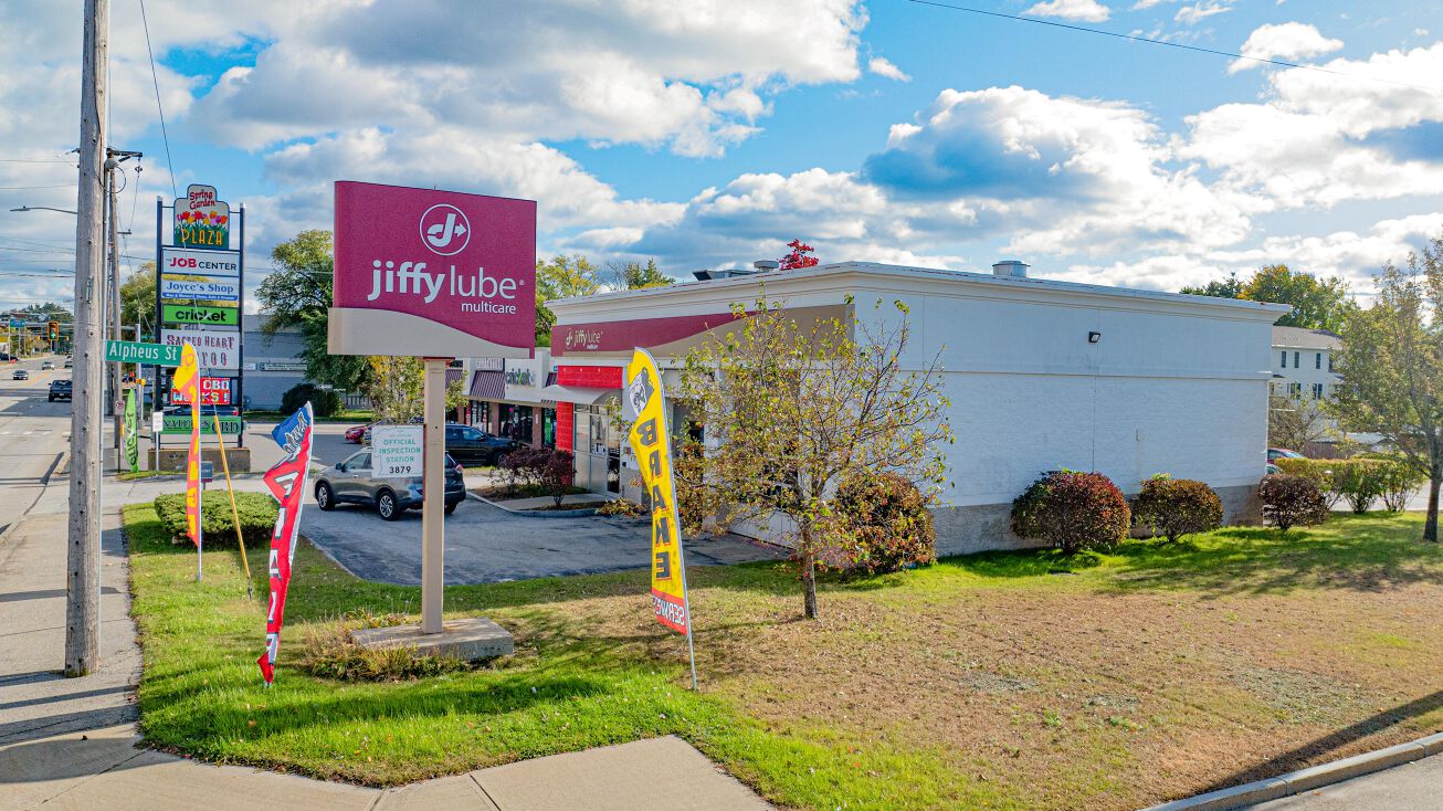 283 S Willow St, Manchester, NH 03103