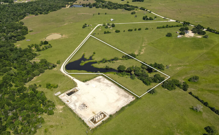 Pictures of Land property located at 2587 Jolene Trail, Bryan, TX 77808 for sales - image #1