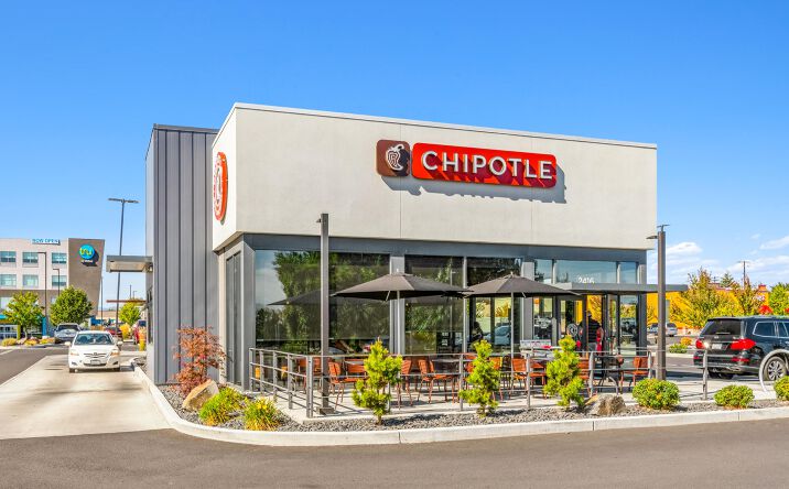 Pictures of Retail property located at 2416 W Nob Hill Blvd, Yakima, WA 98902 for sales - image #1
