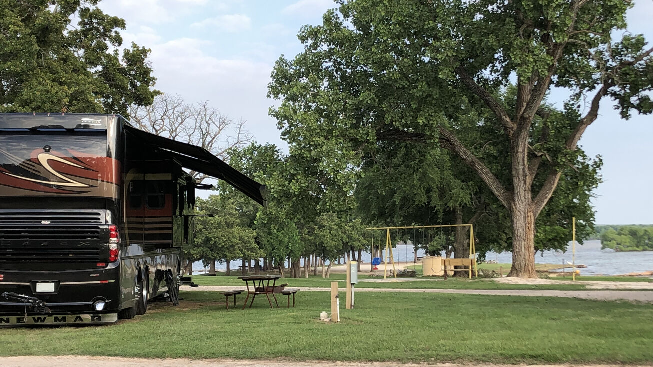 16022 Cumberland Cove Rd, Madill, OK 73446