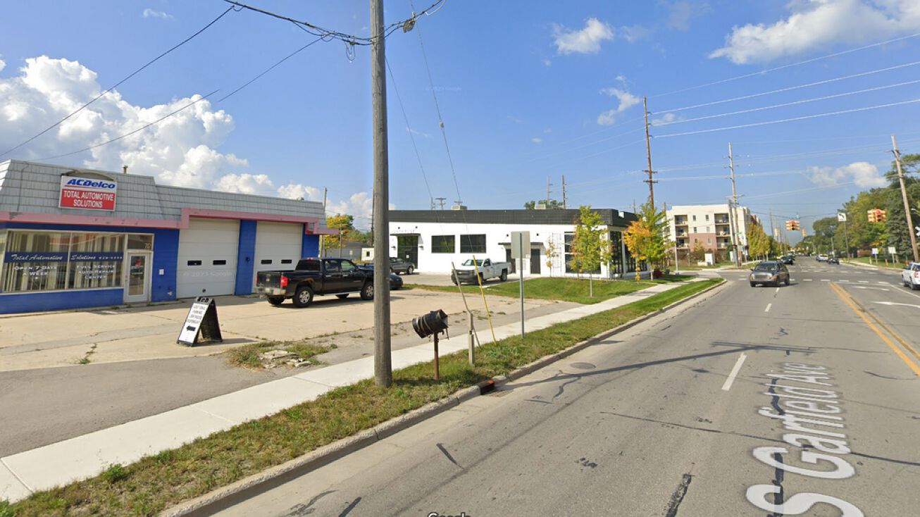 712 S Garfield Ave, Traverse City, MI 49686