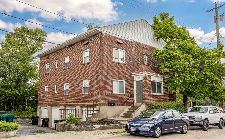Pictures of Multifamily property located at 6110 Webbland Pl, Cincinnati, OH 45213 for comps - image #1