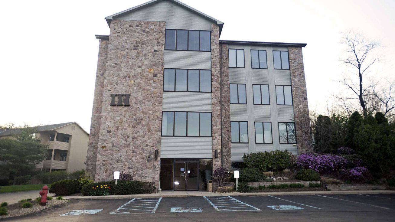 105 Bradford Rd, Wexford, PA 15090