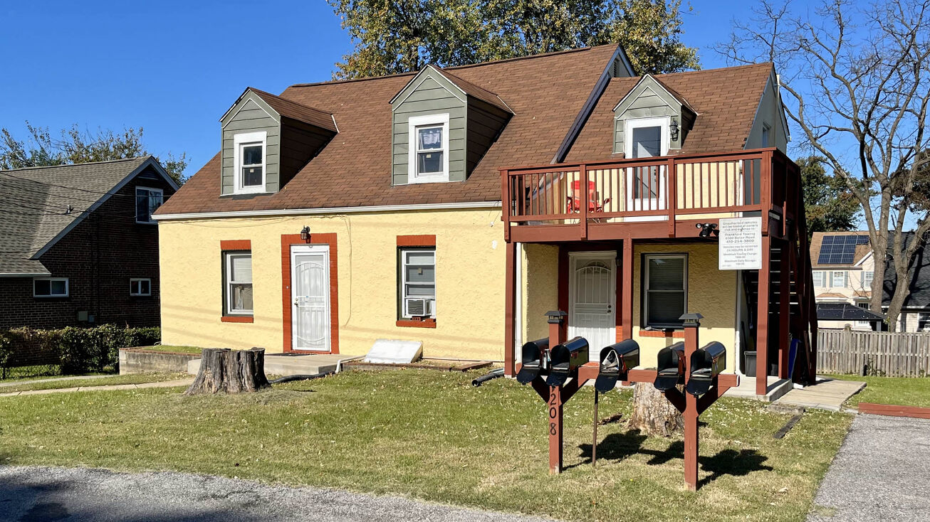 1208 Daniels Ave, Woodlawn, MD 21207