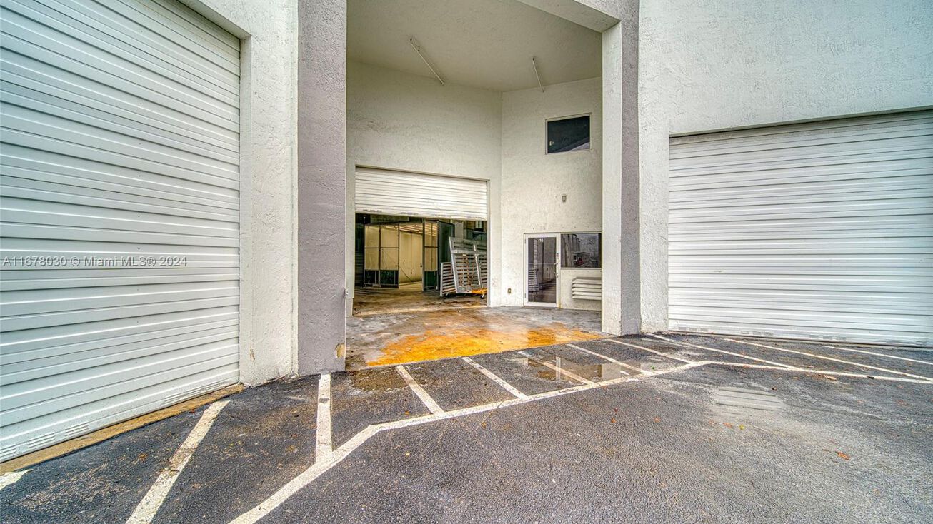 Specialized Fence Paintin for Sale in Homestead, Homestead, FL 33032