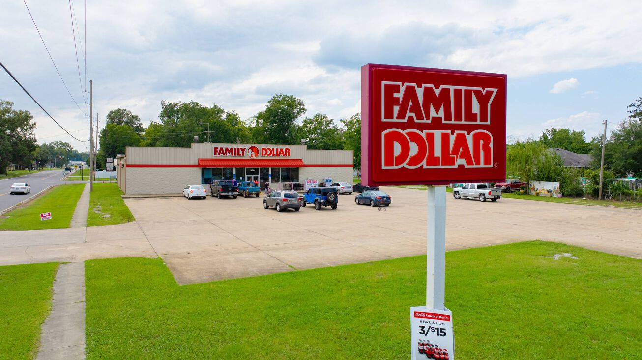 310 W Main St, Oak Grove, LA 71263