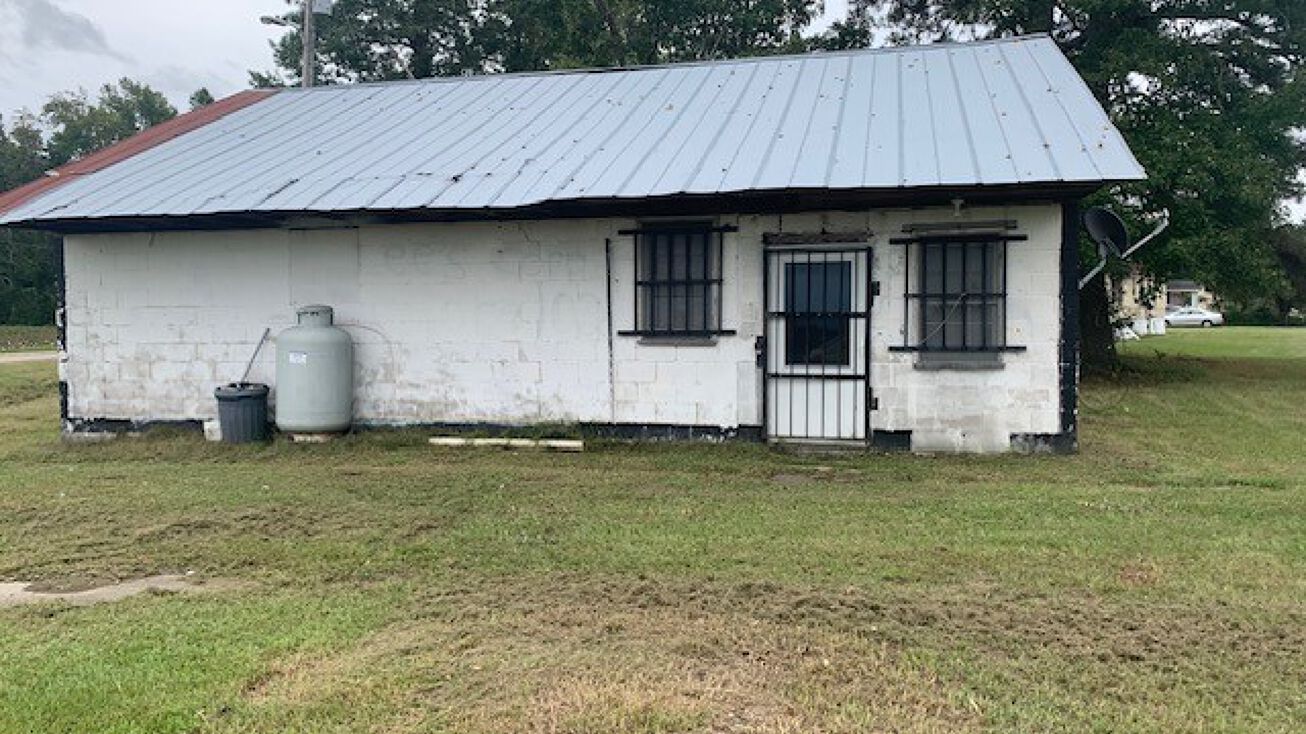 104 Francis Mill Rd, Windsor, NC 27983