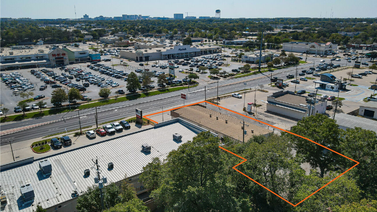 710 E Villa Maria Rd, Bryan, TX 77802