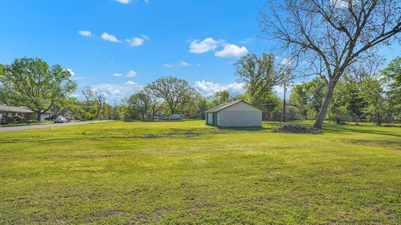 901 S Main St, Broken Arrow, OK 74012