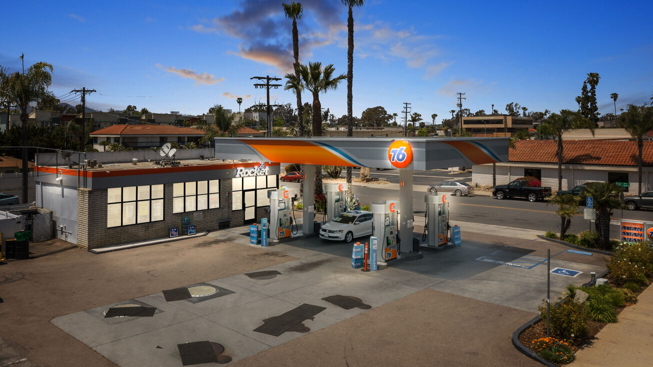 303 S Escondido Blvd, Escondido, CA 92025