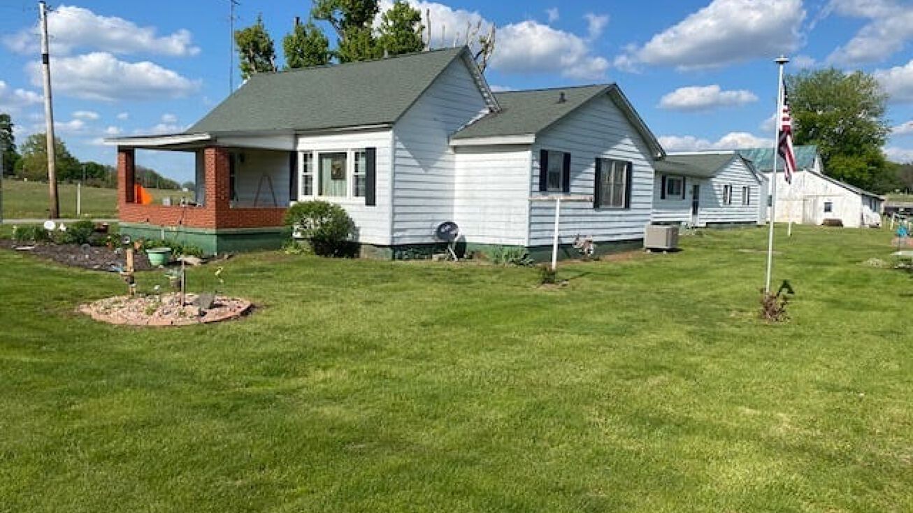 3147 Huggin Hollow Rd, Greenwood, IN 46143