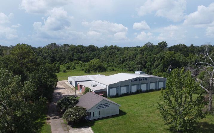 Pictures of Land property located at 14598 Florida Blvd, Baton Rouge, LA 70819 for sales - image #1