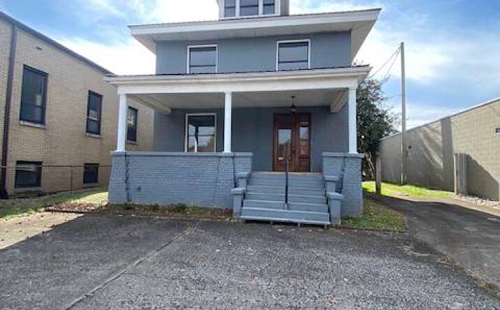Pictures of Retail property located at 1824 Carter Ave., Ashland, KY 41101 for sales - image #1