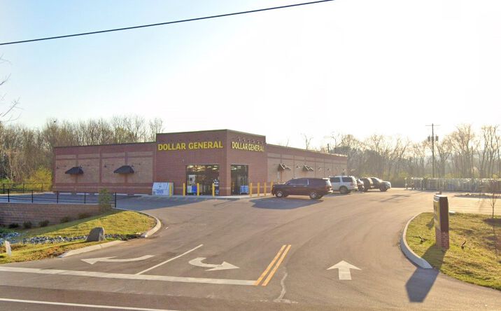 Pictures of Retail property located at 844 N Main St, Sweetwater, TN 37874 for sales - image #1
