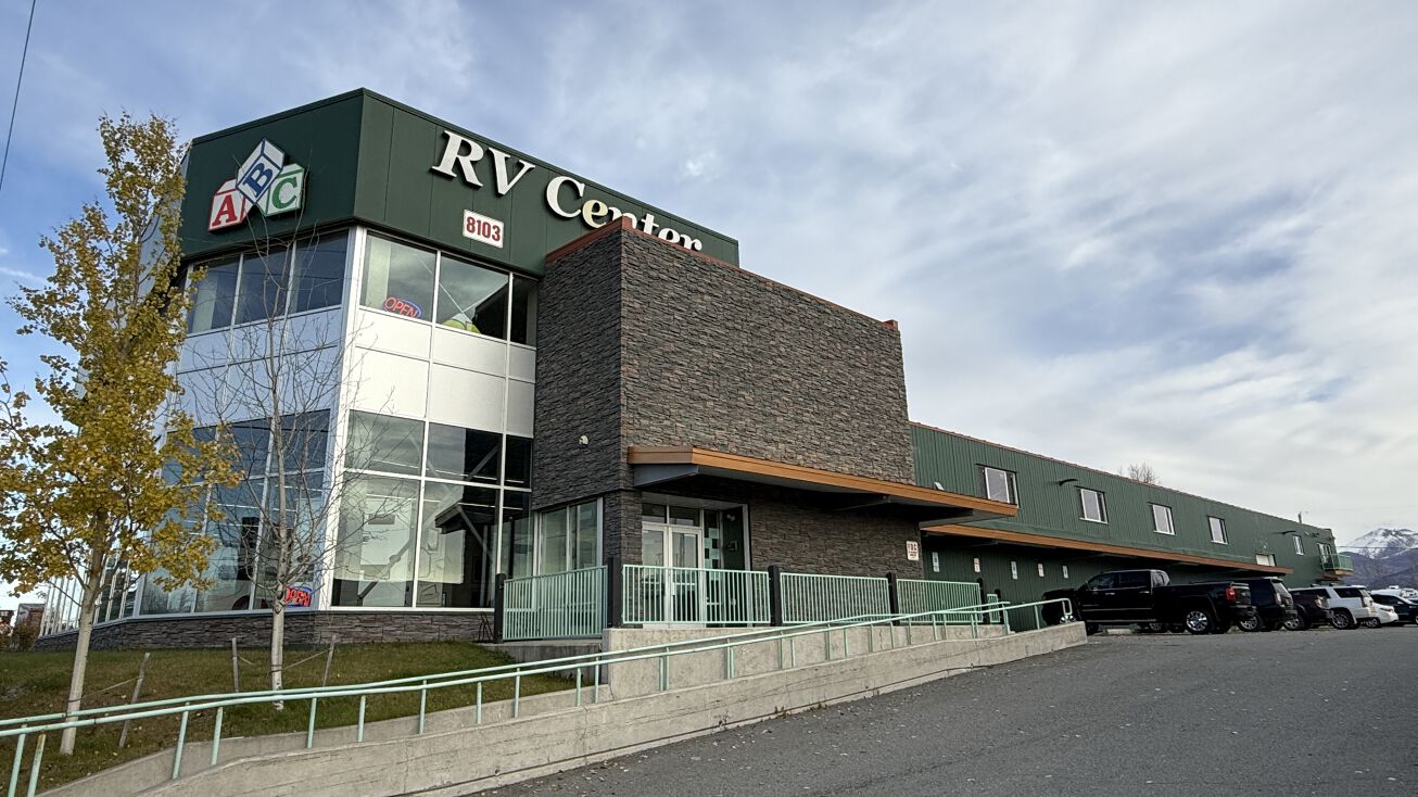 8103 Old Seward Hwy, Anchorage, AK 99518