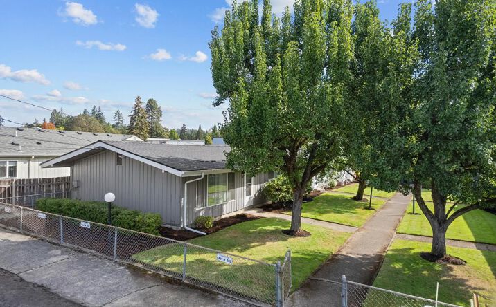 Pictures of Multifamily property located at 704 NW Joy Ave, Portland, OR 97229 for sales - image #1