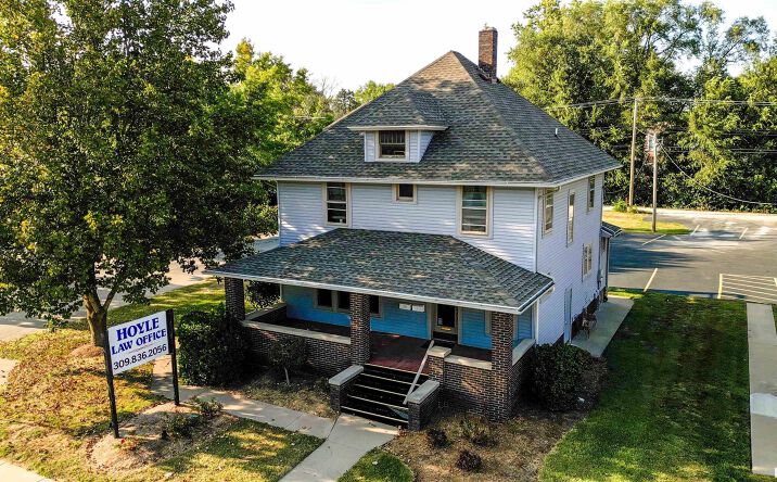 Pictures of Office property located at 804 E JACKSON Street, Macomb, IL 61455 for sales - image #1