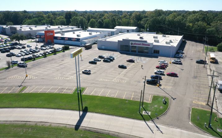 Pictures of Industrial, Mixed Use, Office, Retail, Self Storage property located at 8620 Airline Hwy, Baton Rouge, LA 70815 for sales - image #1