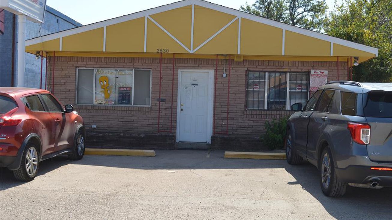 2830 E Illinois Avenue, Dallas, TX 75216