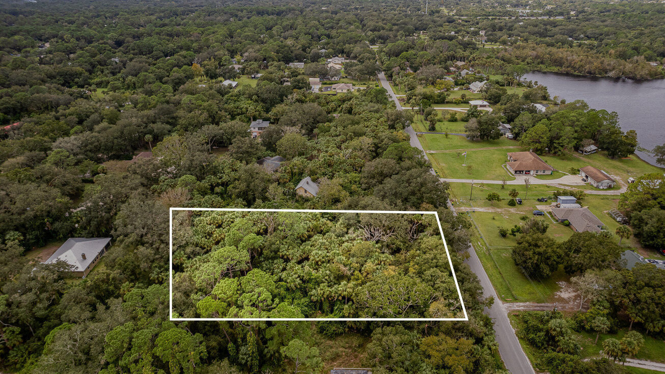 4185 Peppertree Street, Cocoa, FL 32926