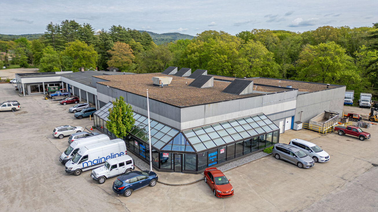 166 W Main St, Hillsborough, NH 03244